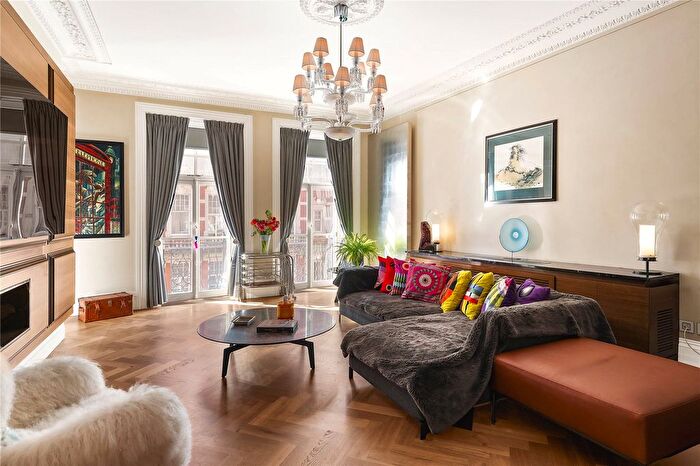 4 Bedroom Flat For Sale In Kensington Gore, London, SW7