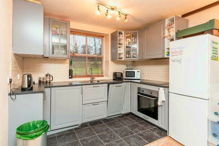 1 Bedroom Flat To Rent In Forsters Farm Court, Aldermaston, RG7