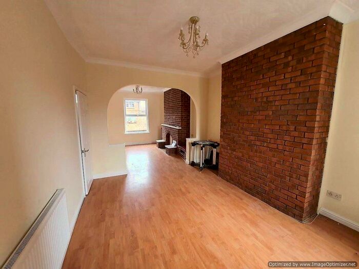3 Bedroom Terraced House To Rent In West St, Crewe, CW1