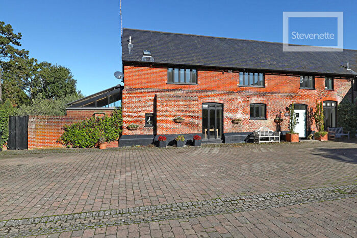 4 Bedroom Barn Conversion For Sale In Copped Hall, Epping, CM16