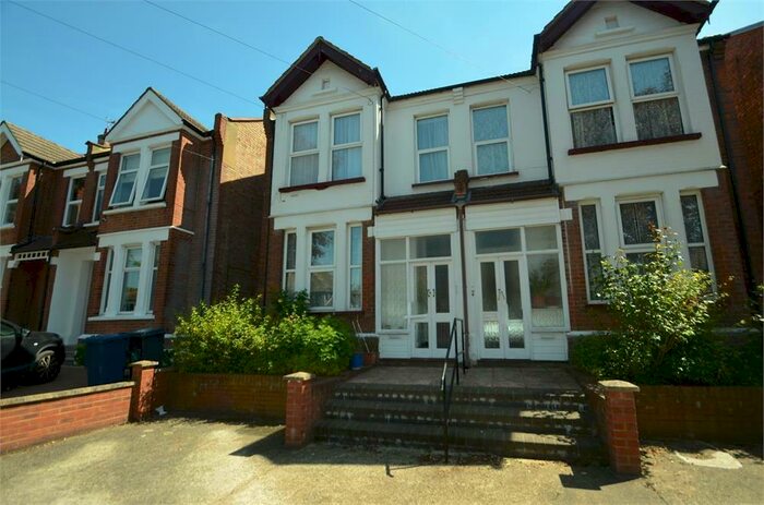 1 Bedroom Flat To Rent In Byron Road, Mill Hill, NW7