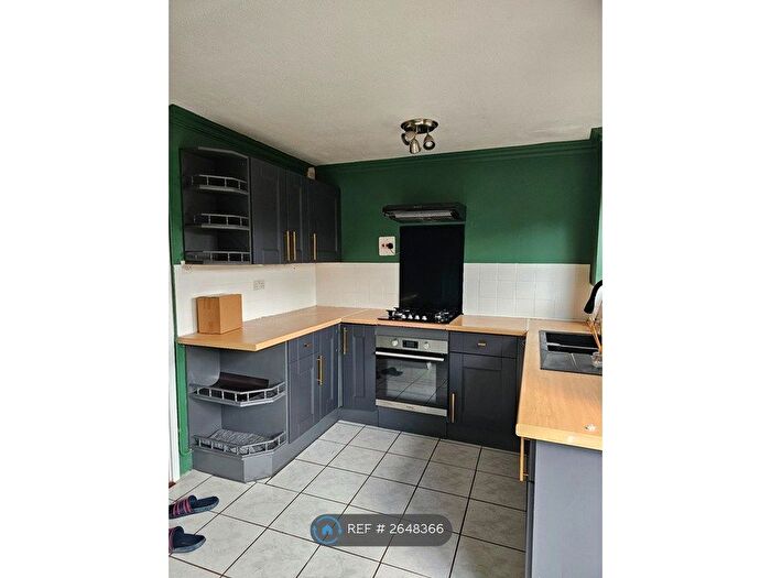 3 Bedroom Terraced House To Rent In Deaconscroft, Peterborough, PE3