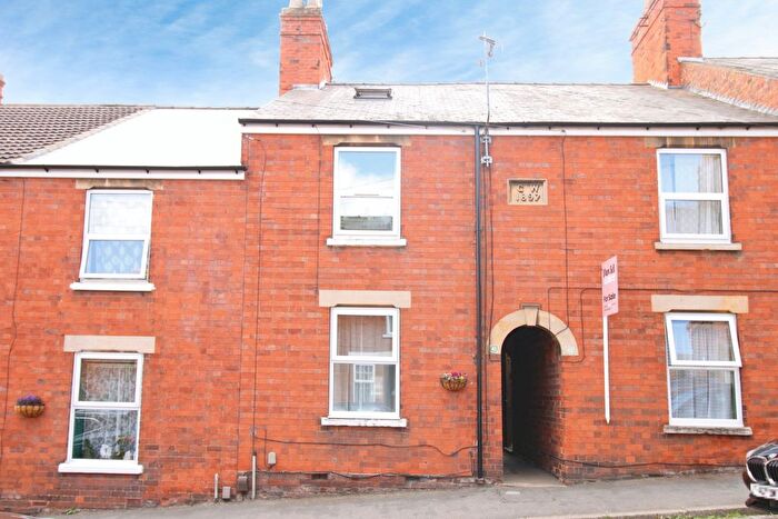 4 Bedroom Terraced House For Sale In Green Hill Road, Grantham, NG31