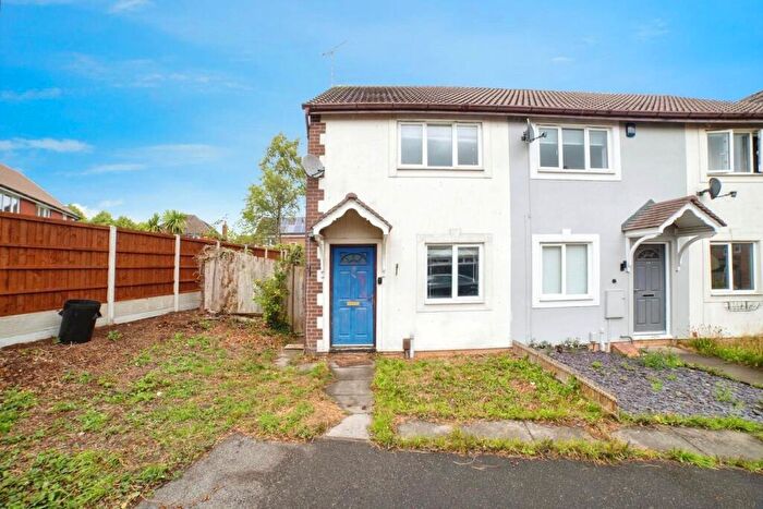 2 Bedroom End Of Terrace House For Sale In Field View, Sutton-in-Ashfield, Nottinghamshire, NG17