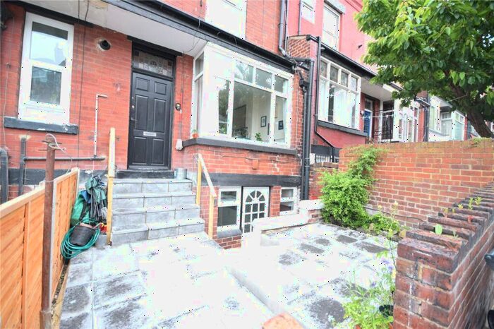 2 Bedroom Terraced House To Rent In Elsham Terrace, Burley, Leeds, LS4