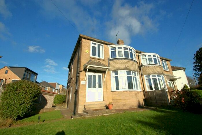 3 Bedroom Semi-Detached House To Rent In Carr Manor Parade, Leeds, West Yorkshire, Uk, LS17