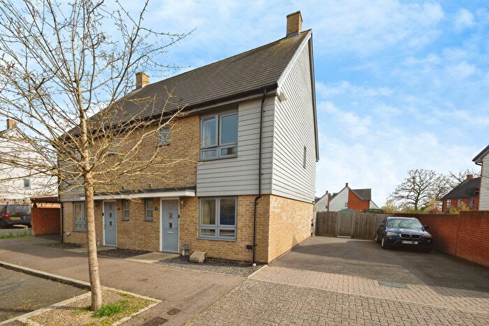 3 Bedroom Semi Detached House For Sale In Peter Churchill Lane, Ashford, TN23