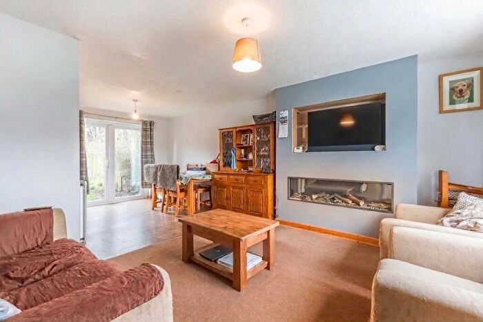3 Bedroom Semi-Detached House For Sale In Castlegarth, Sedbergh, LA10