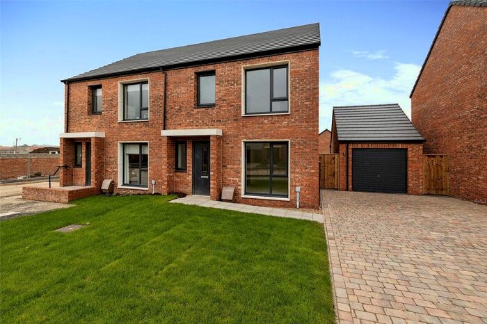 3 Bedroom Semi-Detached House For Sale In Tall Trees, Yarm, Durham, TS15