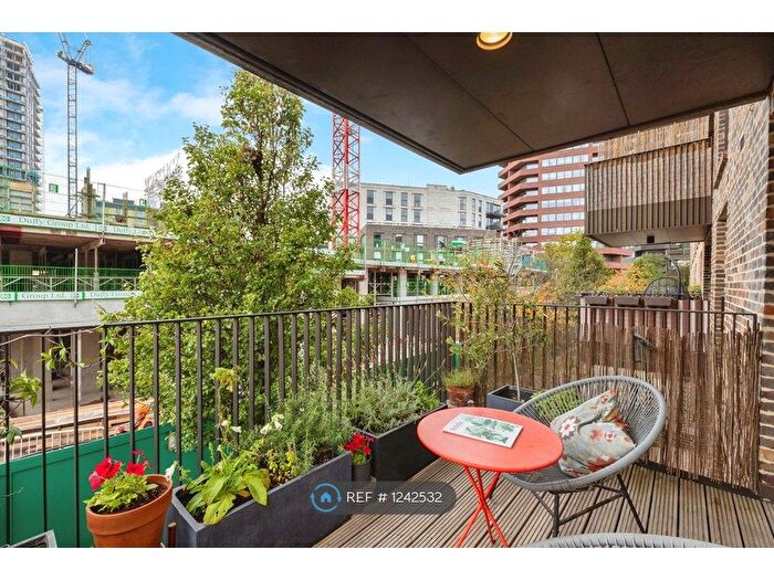2 Bedroom Flat To Rent In Clift House, London, N1
