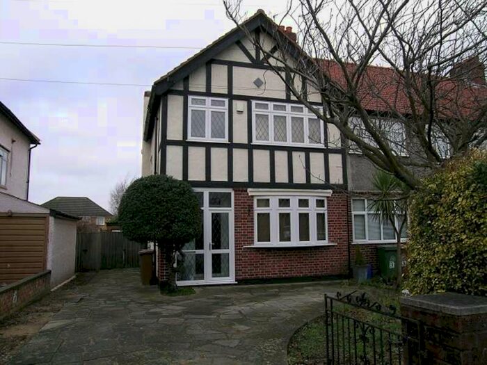 3 Bedroom End Of Terrace House To Rent In Caldbeck Avenue, KT4