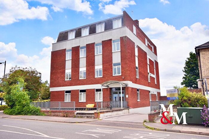 2 Bedroom Apartment To Rent In Sovereign House, LU7