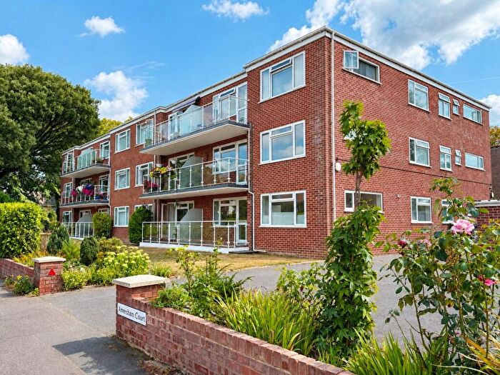 2 Bedroom Apartment For Sale In Amersham Court Marlborough Road, Westbourne, BH4