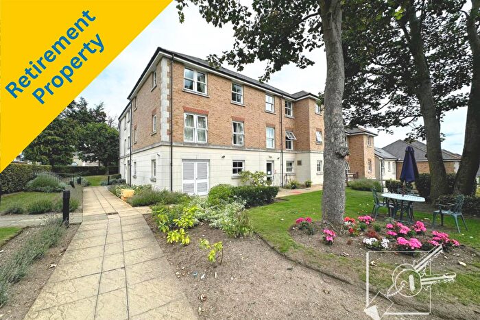 2 Bedroom Retirement Property To Rent In Glen View, Gravesend, DA12