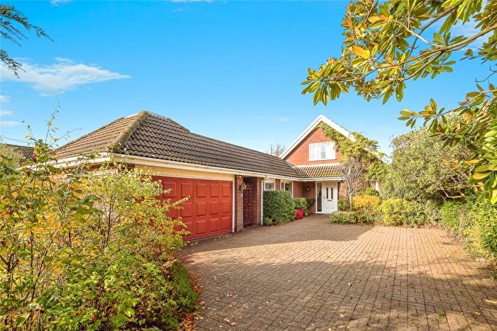 4 Bedroom Detached House For Sale In Mill Lane, Upton, Chester, Cheshire, CH2