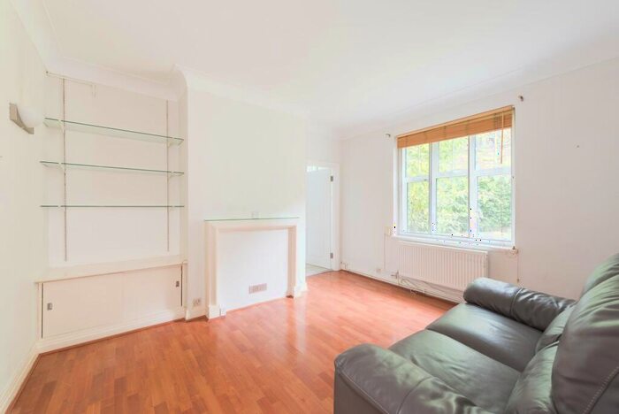 1 Bedroom Apartment For Sale In Holmefield Court, Belsize Grove, London, NW3