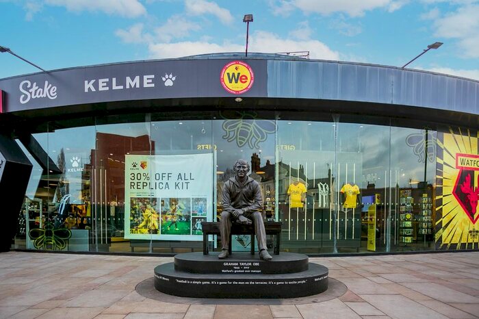 2 Bedroom Flat To Rent In Vicarage Road, Watford, Hertfordshire, WD18