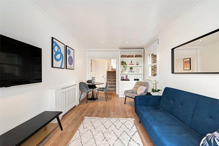 2 Bedroom Flat To Rent In New Kings Road, London, SW6