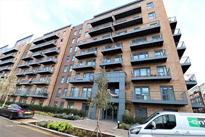 1 Bedroom Apartment To Rent In Farington House, East Drive, Beaufort Park, London, NW9