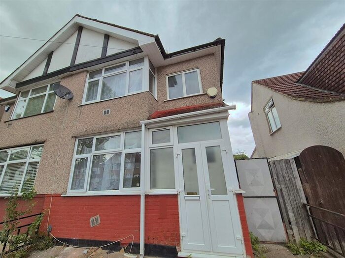 3 Bedroom Semi-Detached House To Rent In The Drive, Feltham, TW14