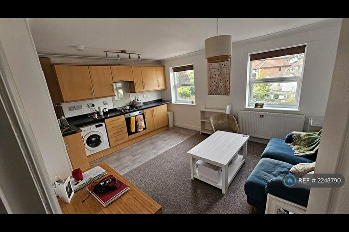 1 Bedroom Flat To Rent In Newgate Lodge, Bournemouth, BH2