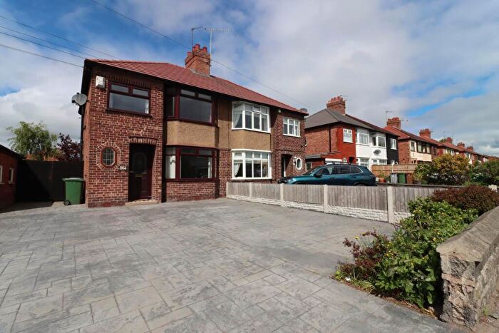 3 Bedroom Semi-Detached House For Sale In New Chester Road, Eastham, CH62