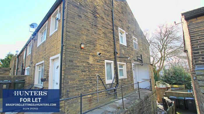 2 Bedroom End Of Terrace House To Rent In Pearson Lane, Bradford, West Yorkshire, BD9