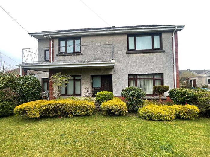 4 Bedroom Property To Rent In Stepney Road, Burry Port, SA16