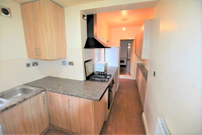 4 Bedroom Terraced House To Rent In Brandon Street, Leicester, LE4