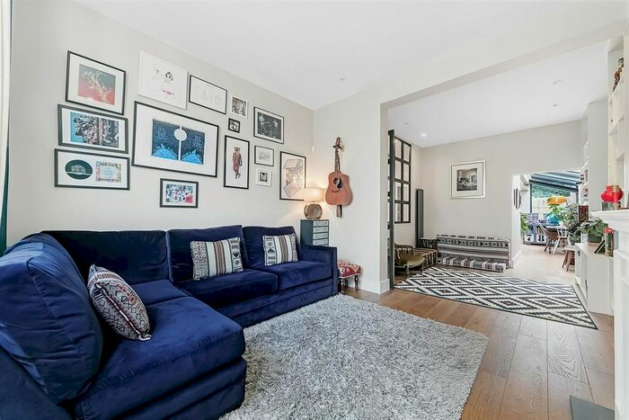 4 Bedroom Property To Rent In Shakespeare Road, London, SE24