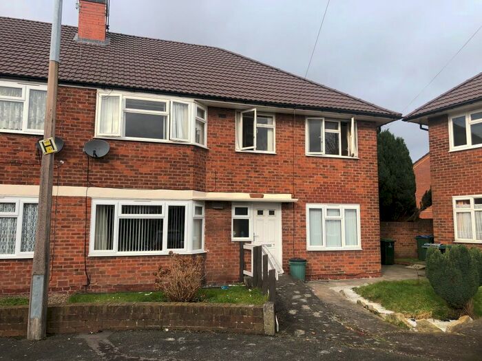2 Bedroom Maisonette To Rent In Vine Crescent, West Bromwich, B71