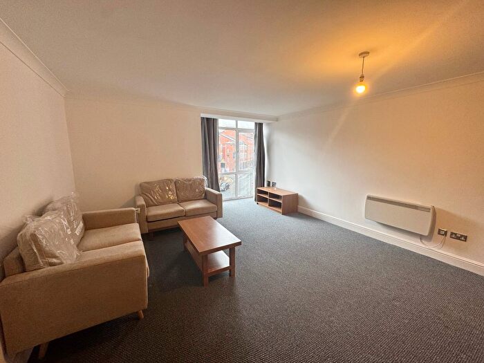 2 Bedroom Flat To Rent In Townsend Way, Birmingham, B1