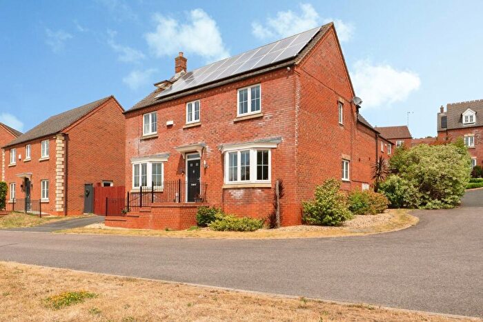 5 Bedroom Detached House For Sale In Sharter Drive, Loughborough, LE11