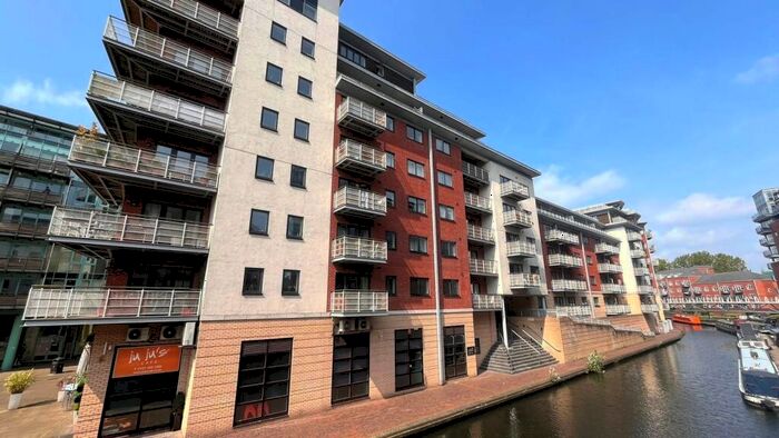 2 Bedroom Apartment To Rent In Watermarque, B16