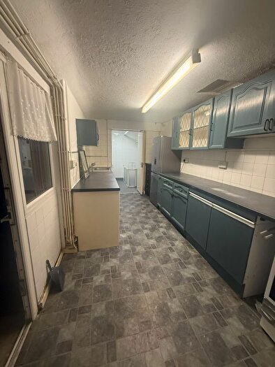 4 Bedroom Terraced House To Rent In Carlton Drive, Ilford, IG6