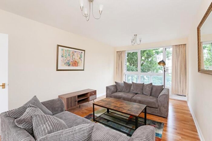 2 Bedroom Flat To Rent In St John's Wood Road, St John's Wood, NW8