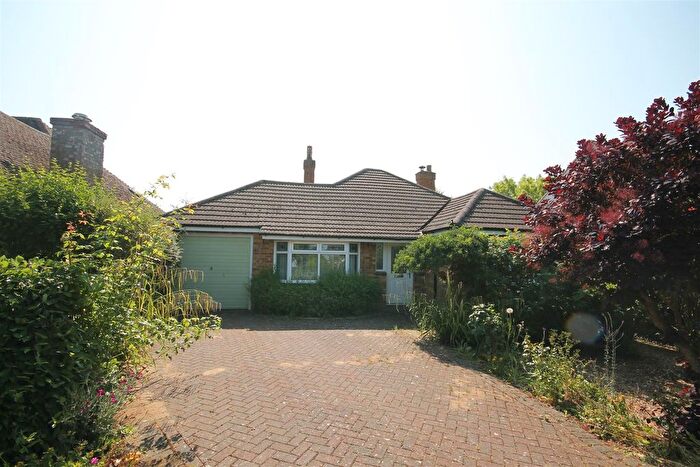3 Bedroom Detached Bungalow For Sale In Wilden Road, Renhold, MK41