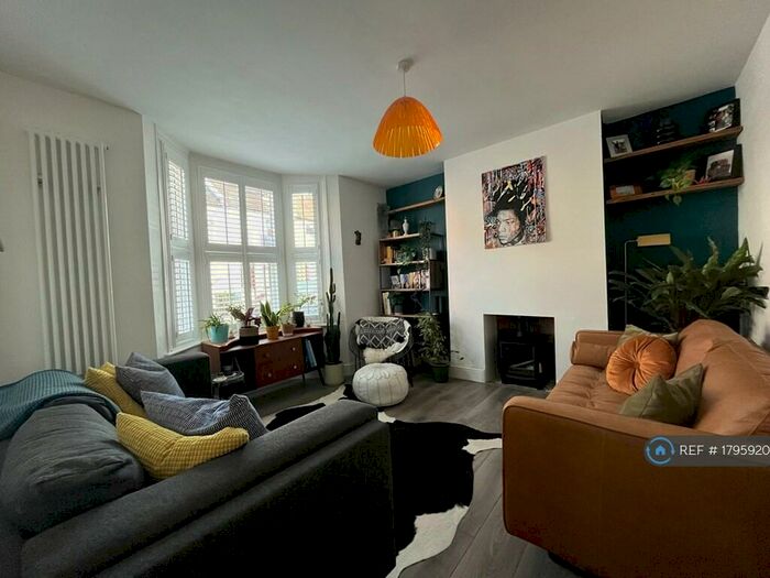 2 Bedroom Terraced House To Rent In Dunkirk Road, Bristol, BS16