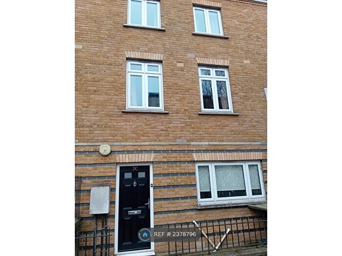 4 Bedroom Terraced House To Rent In Pooles Park, London, N4
