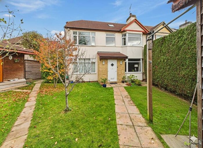 6 Bedroom End Of Terrace House For Sale In Woodbrook Road, London, SE2