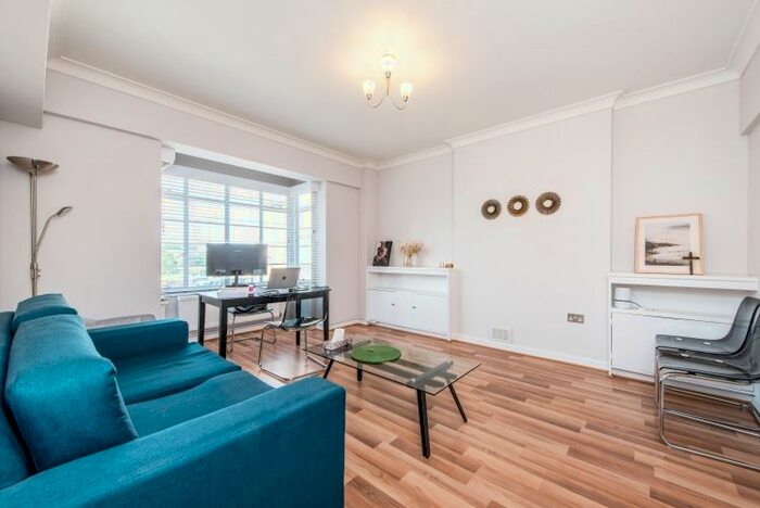 1 Bedroom Flat To Rent In Park Road, London, NW1