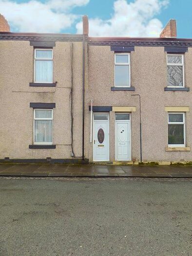 2 Bedroom Flat To Rent In Salem Street, Jarrow NE32