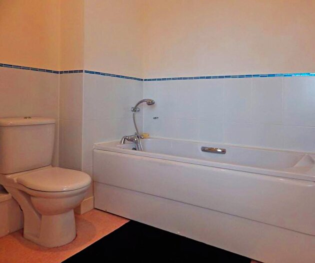 2 Bedroom Apartment To Rent In Zakopane Road, Swindon, Wiltshire, SN25