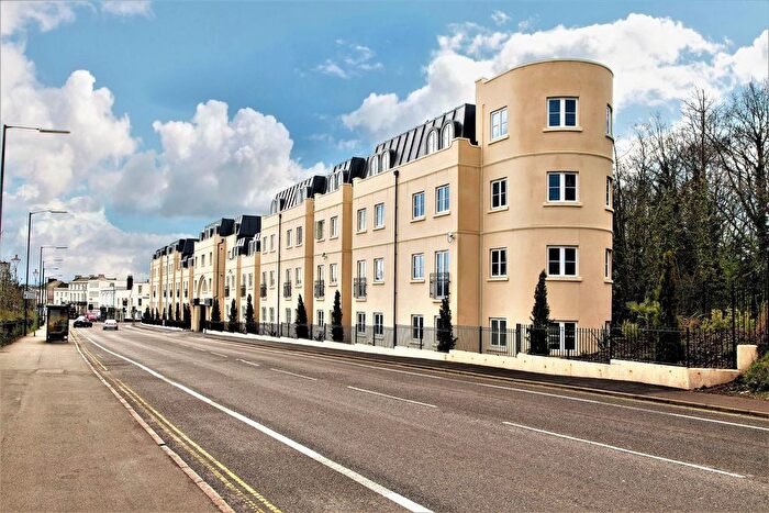 Studio To Rent In Station House, Old Warwick Road, Leamington Spa, CV31