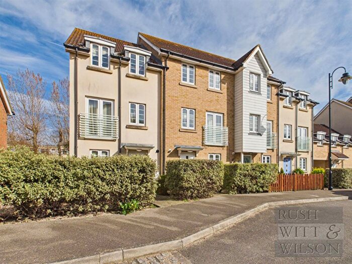 3 Bedroom Terraced House For Sale In Marsh Way, Camber, Rye, TN31