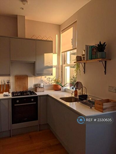 2 Bedroom Flat To Rent In York Grove, London, SE15