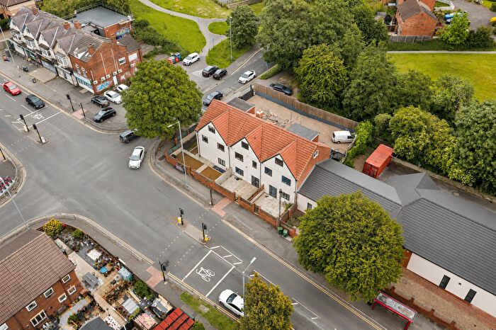 2 Bedroom Apartment To Rent In Stainbeck Road, Leeds, LS7