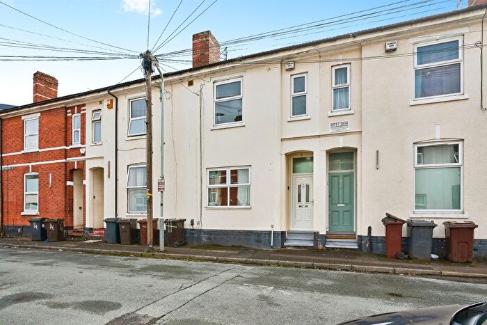 3 Bedroom Terraced House For Sale In Drummond Street, Whitmore Reans, Wolverhampton, WV1