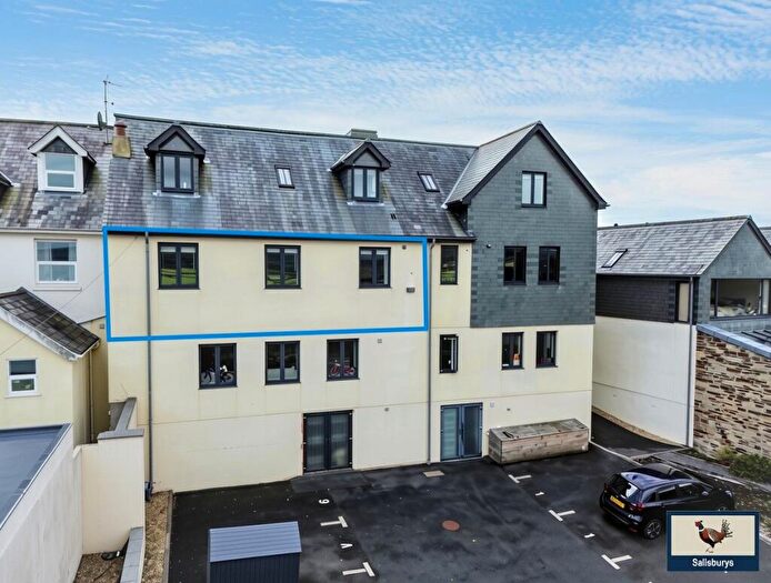 2 Bedroom Apartment For Sale In Harrowbeer Mews, Yelverton, PL20