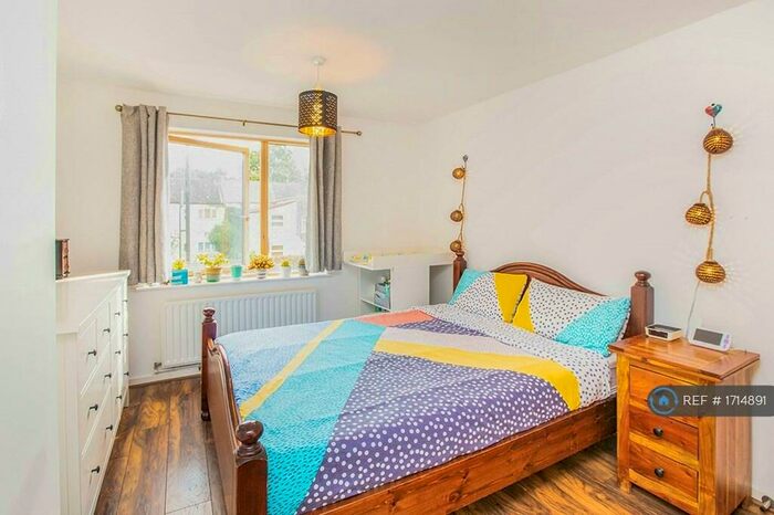 2 Bedroom Flat To Rent In Pelly Road, London, E13